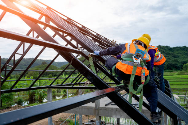 Best Residential Roofing Contractor  in Howards Grove, WI